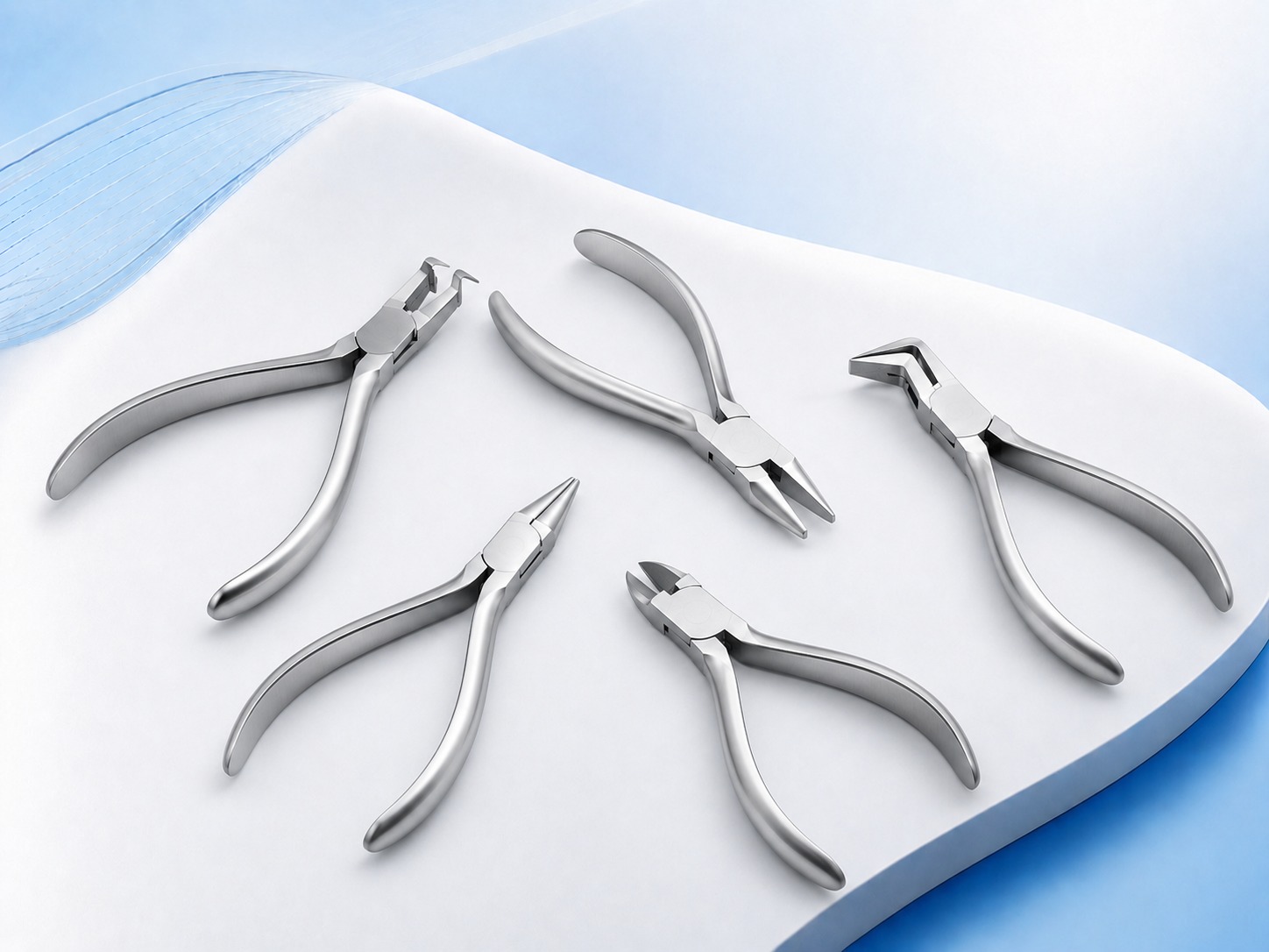 Alicates de Ortodoncia e Instrumentos Dentales